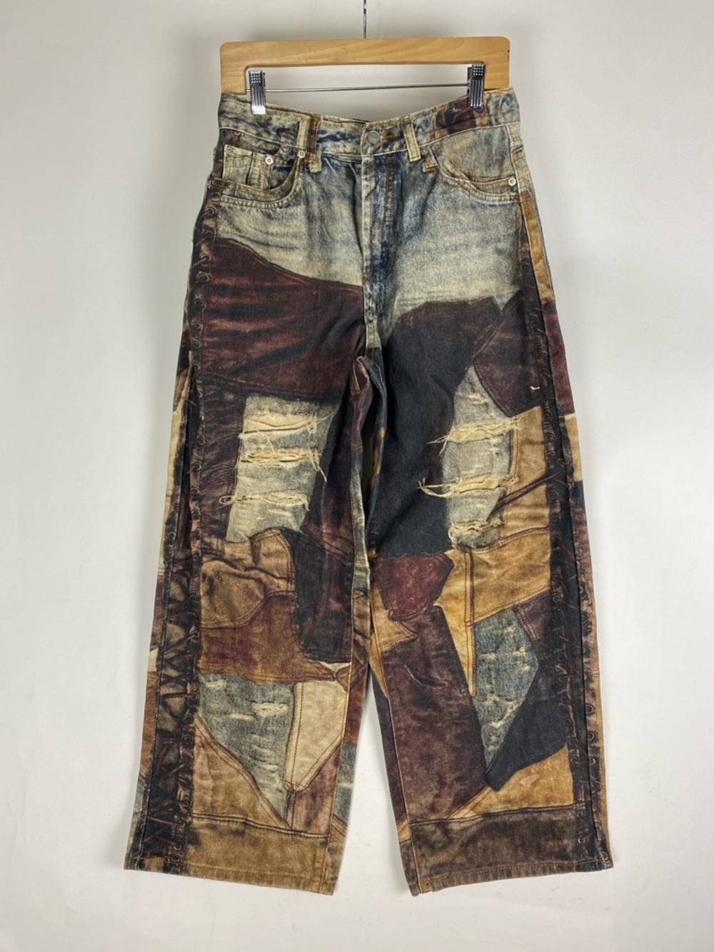 Rare Black Icon printed Crop Relaxed Jeans Tagged as 32/ Runs 30 in